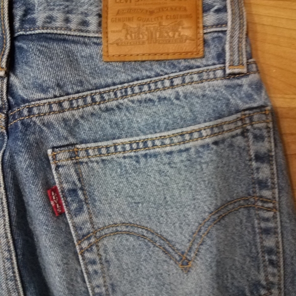 LEVI WEDGIE DENIUM JEANS STRAIGHT HIGH RISE RAW HEM 24 - Picture 6 of 9